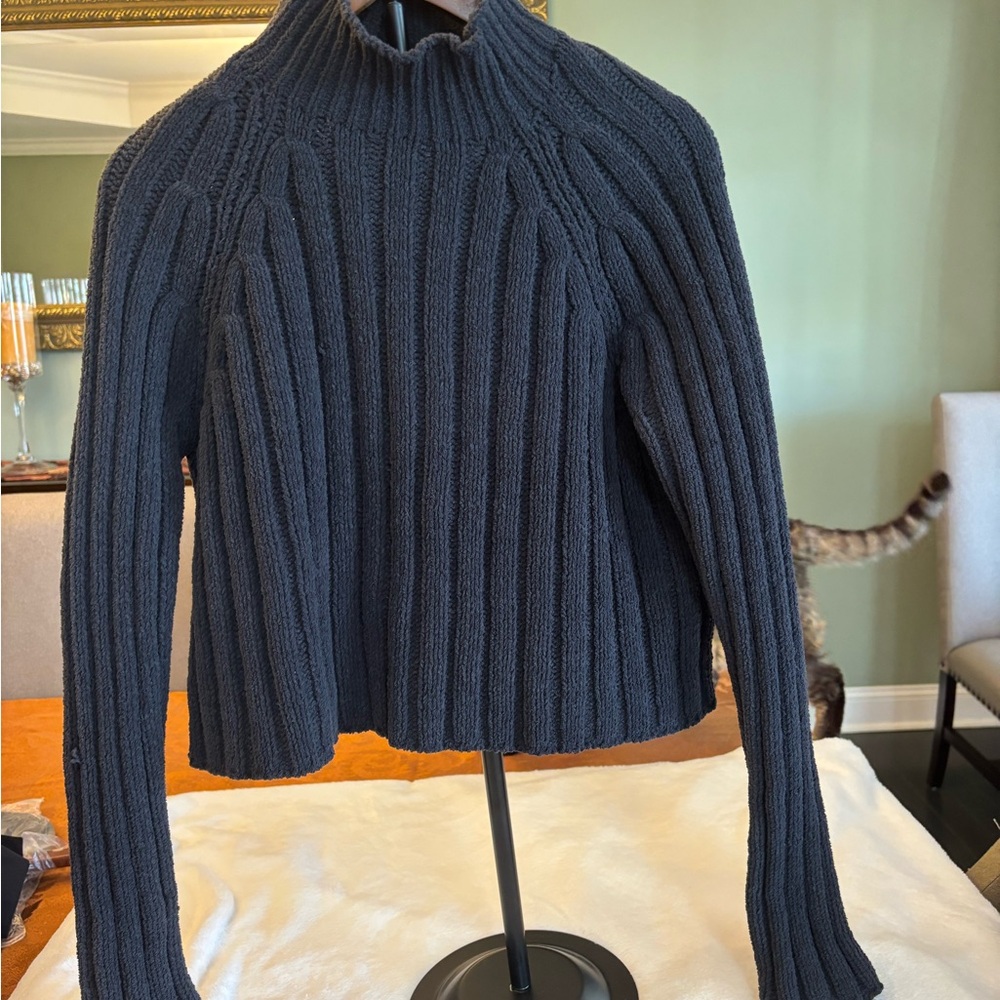 American Eagle Outfitters Black Turtleneck Sweater with Ribbed Knit